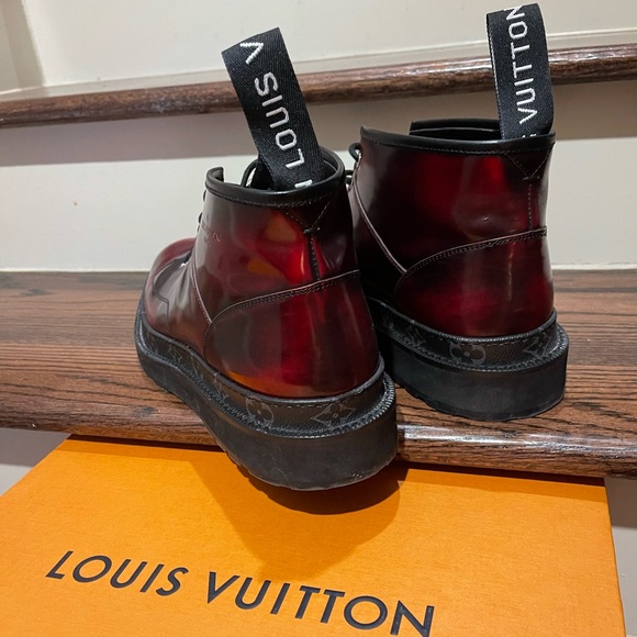 Louis Vuitton Boots - Picture 5 of 12